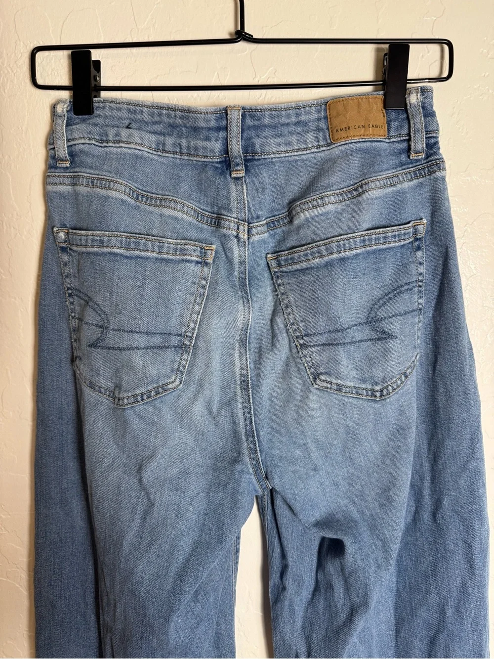 American Eagle Super High Rise Baggy Wide Leg Jeans Light Wash 0 Regular